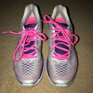 ASICS kayano gel size 8